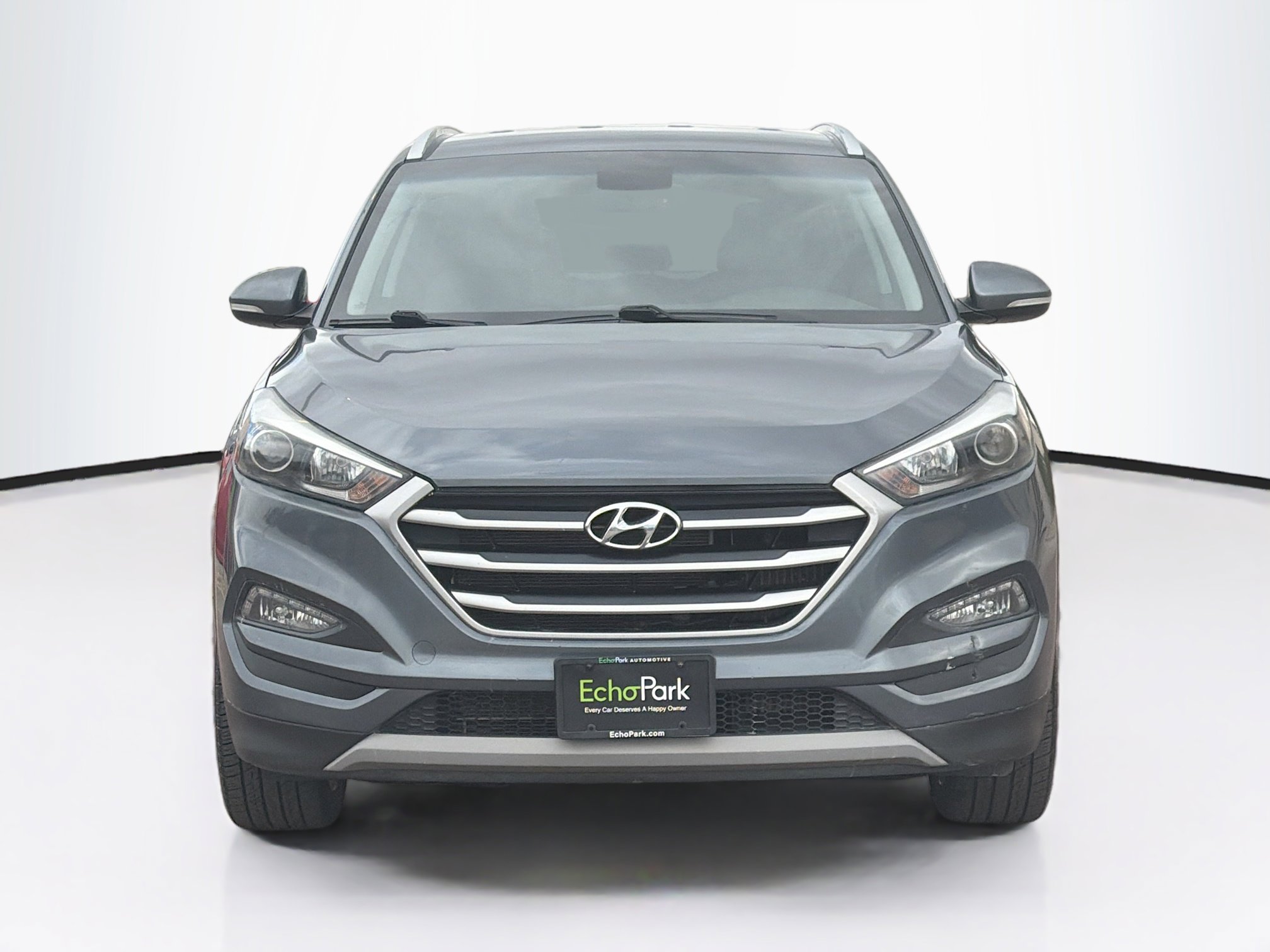 Used 2017 Hyundai Tucson Sport image 2