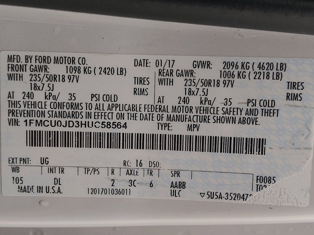 Used 2017 Ford Escape Titanium image 33