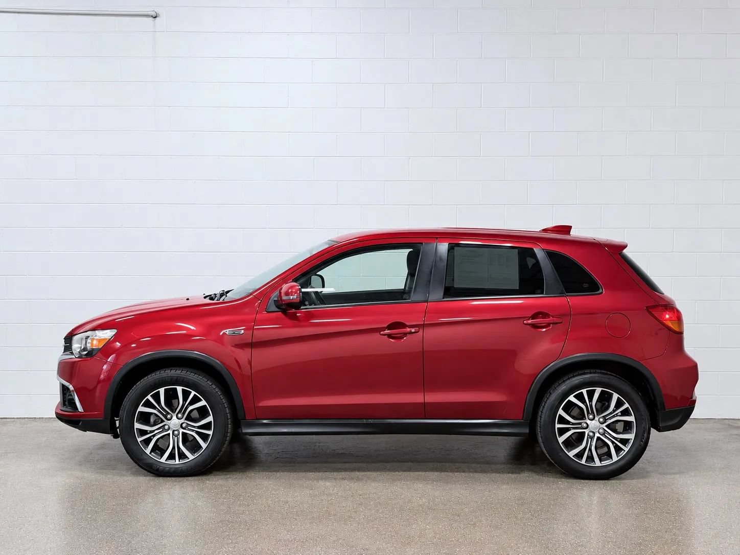 Used 2019 Mitsubishi Outlander Sport SE AWD/4WD image 6