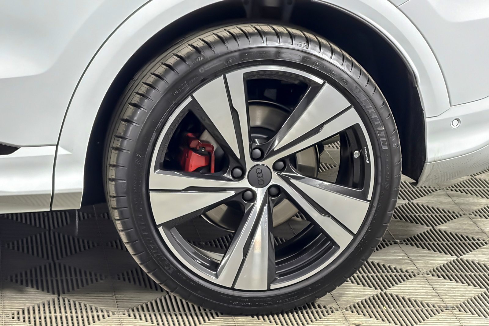 New 2026 Audi SQ5 Premium Plus AWD/4WD image 22