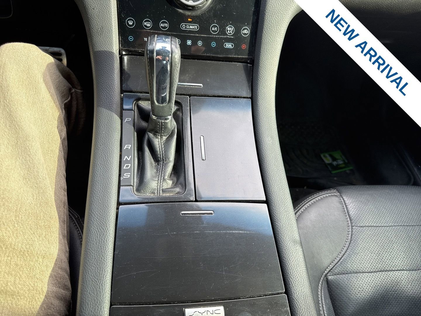 Used 2019 Ford Taurus SHO image 24