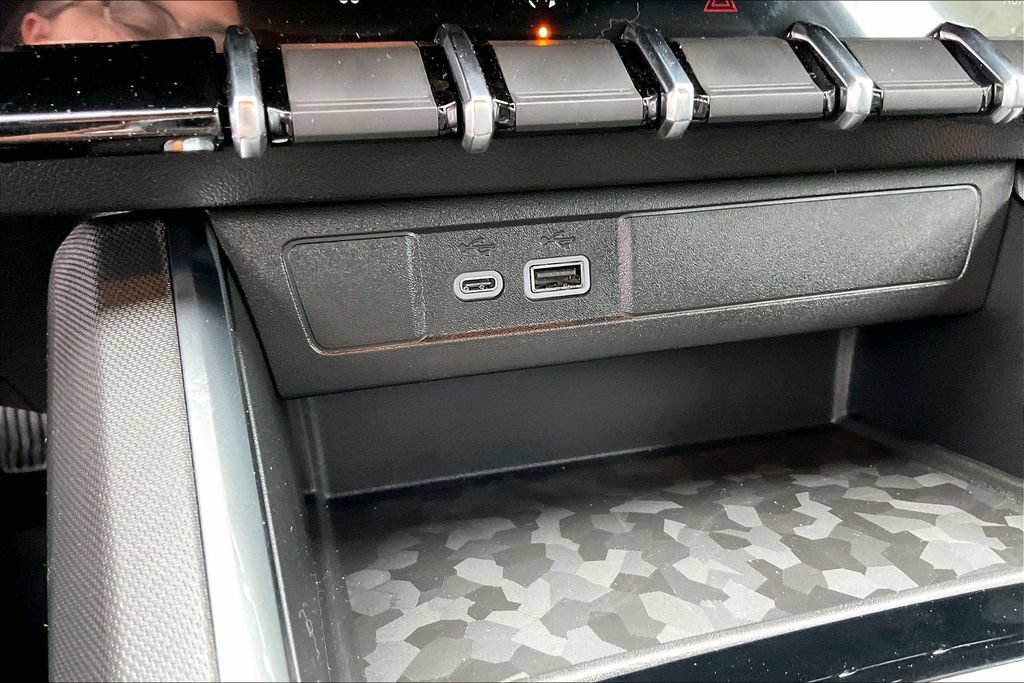New 2026 GMC Canyon Elevation w/ Convenience Package RWD image 21