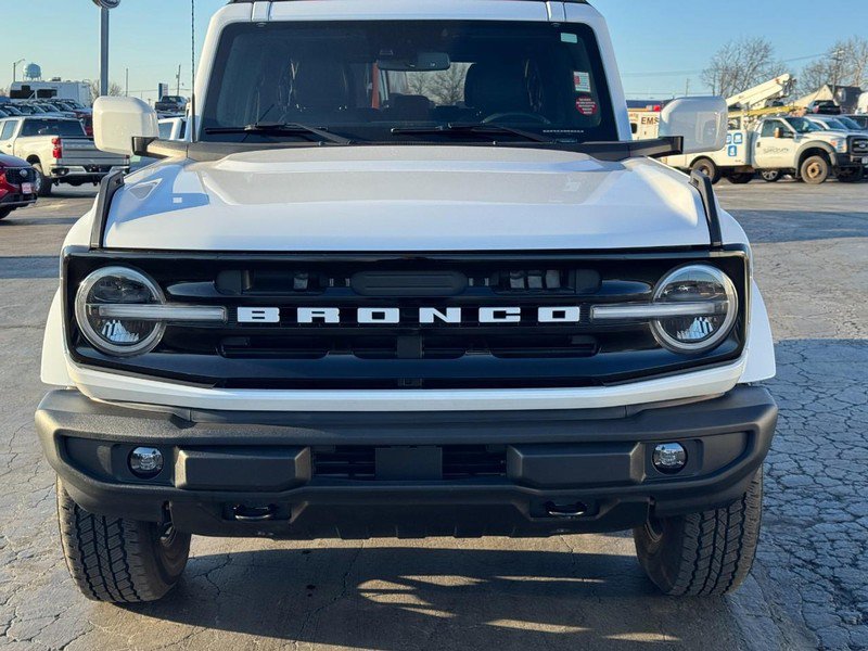 Used 2024 Ford Bronco Outer Banks image 8