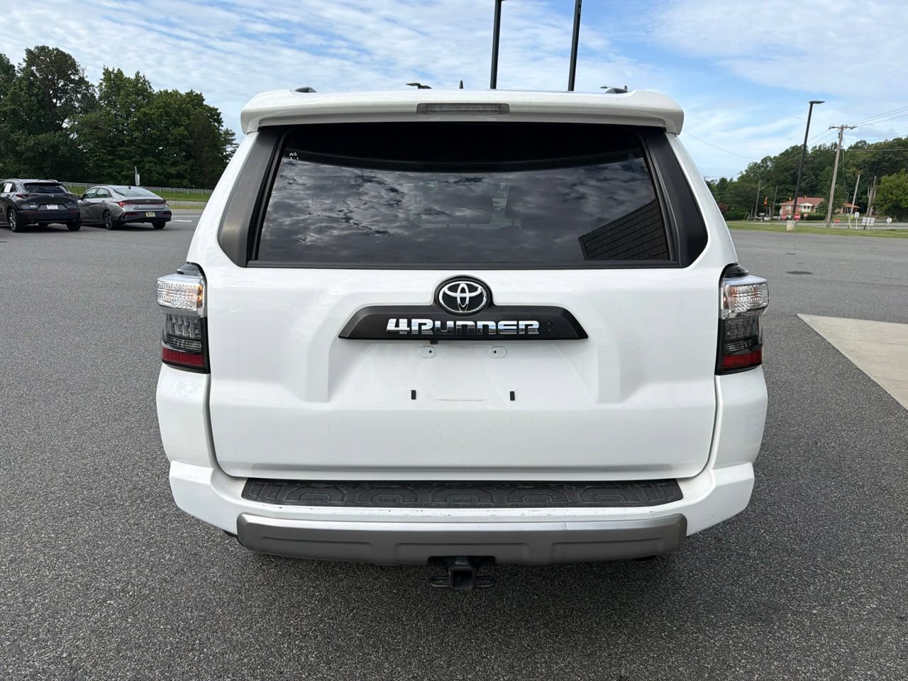 Used 2023 Toyota 4Runner TRD Off-Road Premium w/ Moonroof Package AWD/4WD image 8