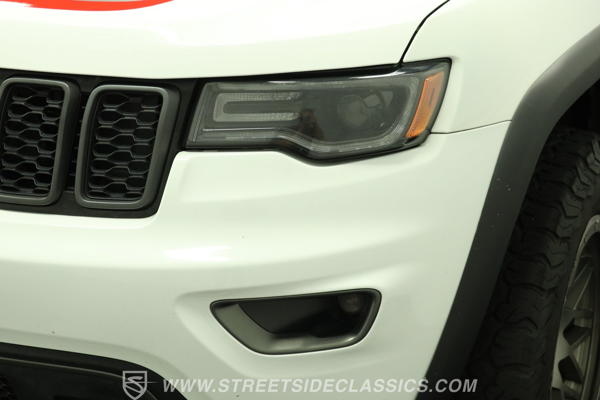 Used 2014 Jeep Grand Cherokee Limited w/ Luxury Group II AWD/4WD image 20