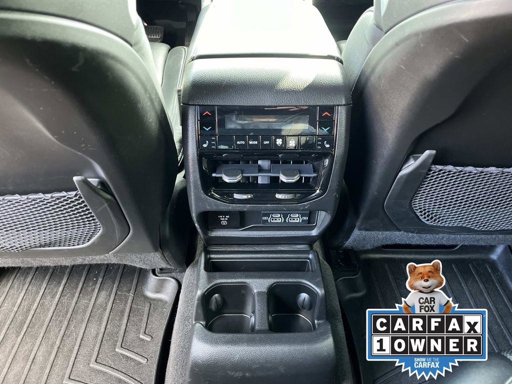 Used 2022 Jeep Grand Cherokee L Overland w/ Luxury Tech Group IV image 16