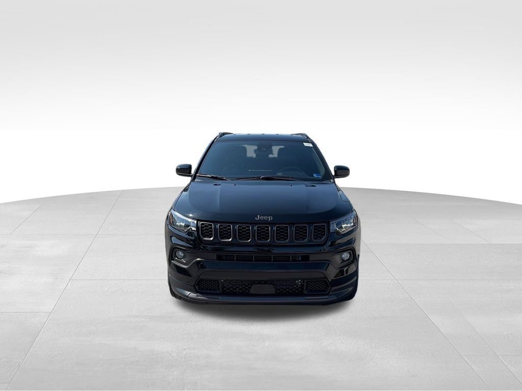 Used 2025 Jeep Compass Latitude w/ Convenience Group AWD/4WD image 9
