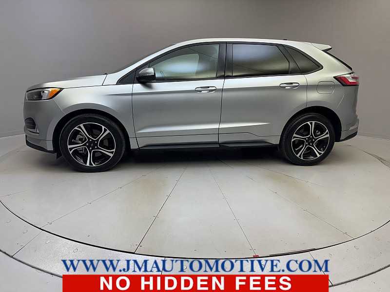 Used 2023 Ford Edge ST image 2
