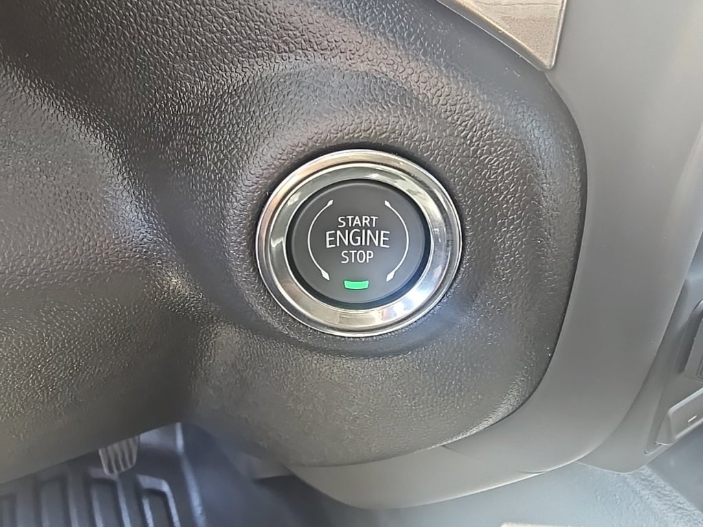 New 2026 GMC Sierra 2500 Pro w/ Convenience Package image 19