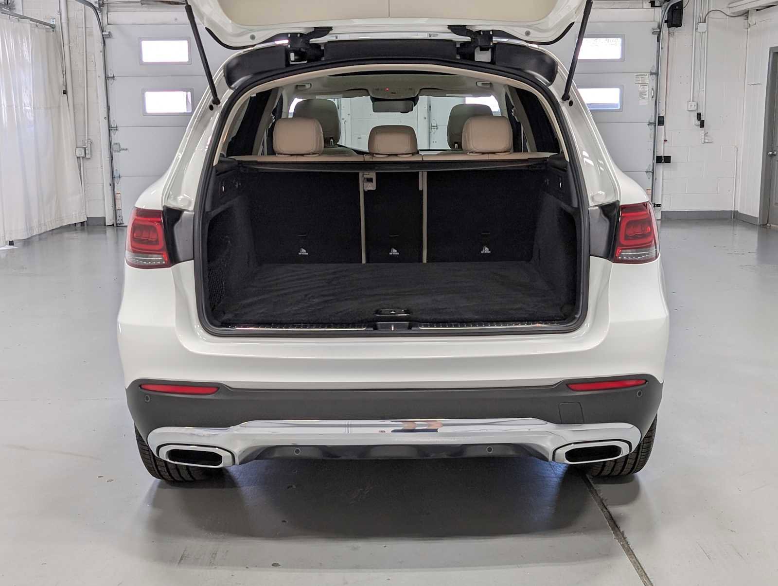 Certified 2021 Mercedes-Benz GLC 300 4MATIC image 37