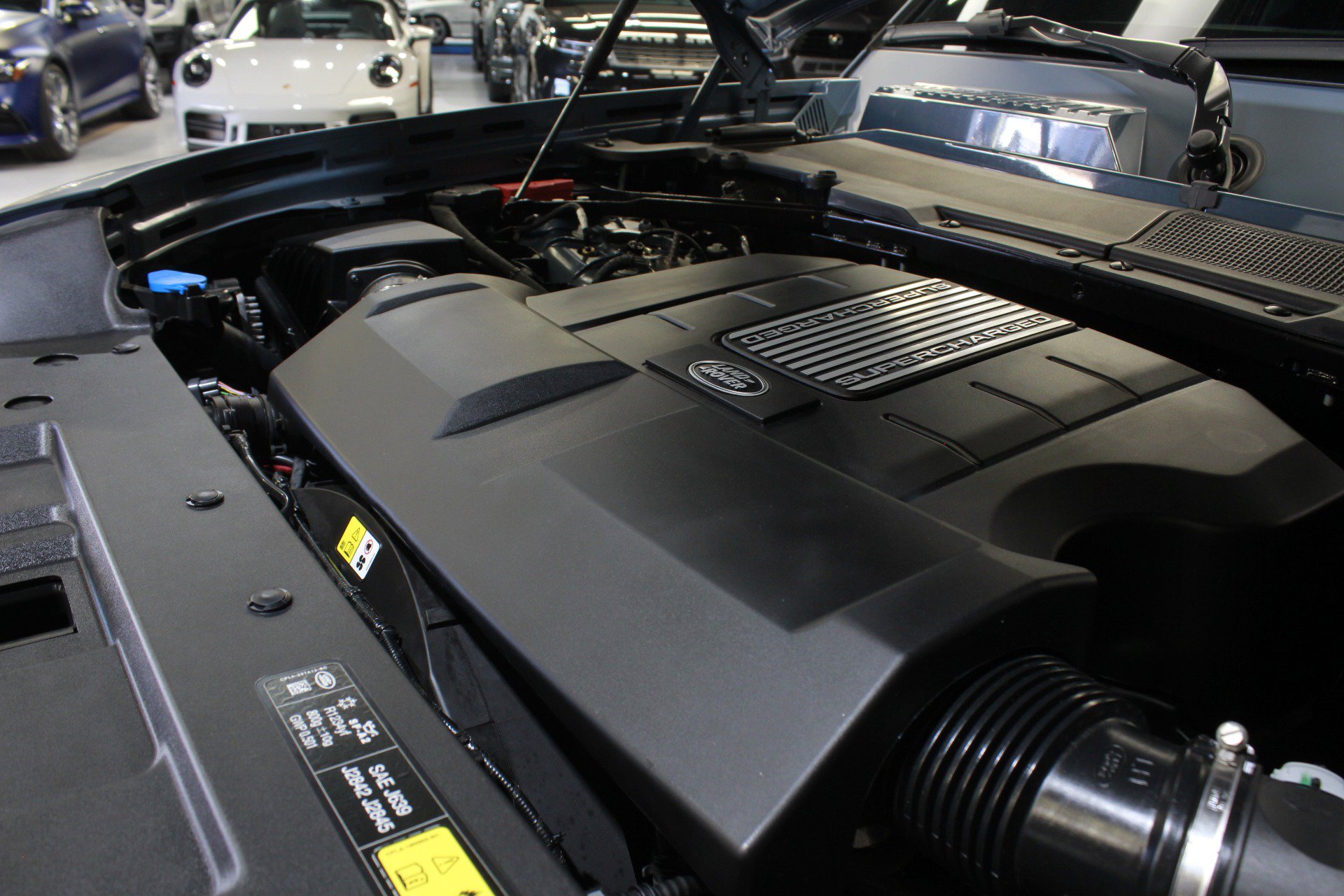 Used 2026 Land Rover Defender 110 X-Dynamic SE AWD/4WD image 31
