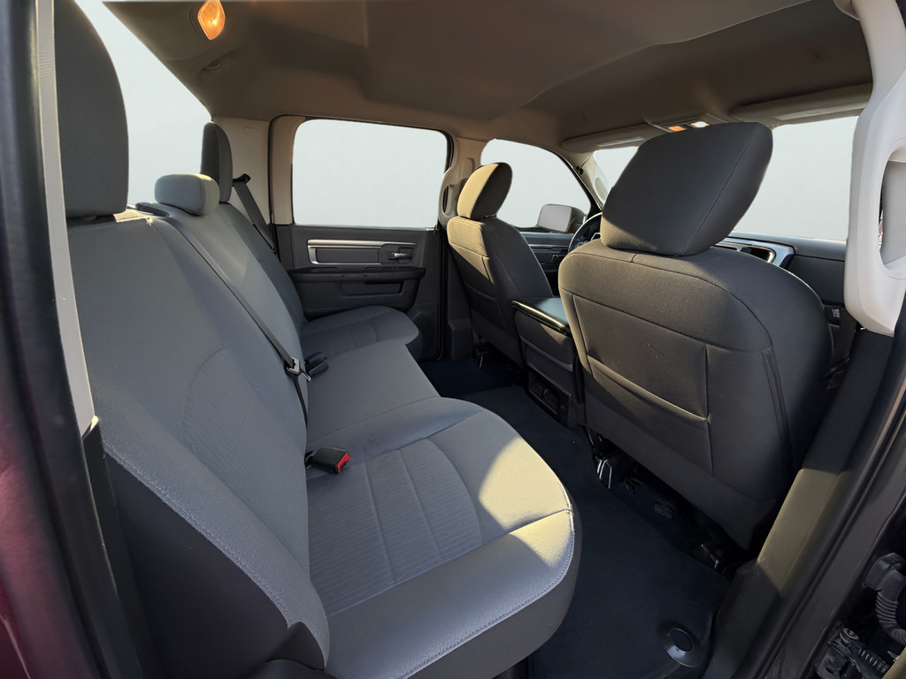 Used 2022 RAM 1500 Classic SLT RWD image 30