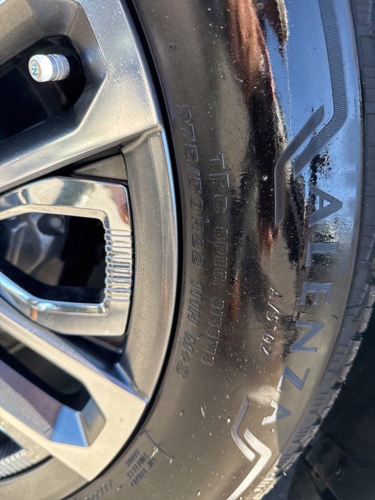 Used 2024 GMC Yukon Denali Ultimate image 39