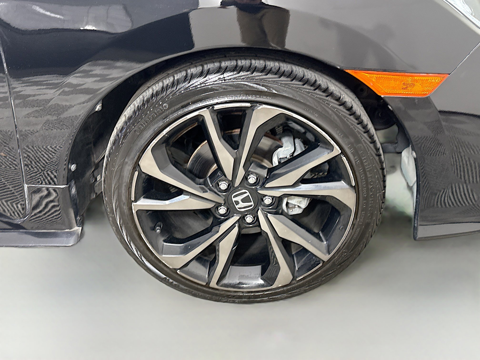 Used 2017 Honda Civic Sport image 31