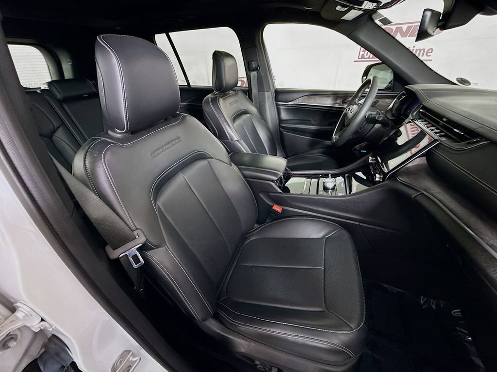 Used 2022 Jeep Grand Cherokee Overland image 34