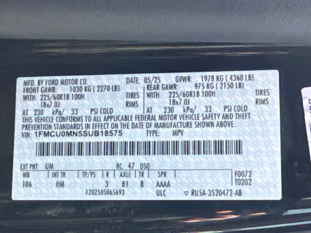 Used 2025 Ford Escape ST-Line FWD image 29