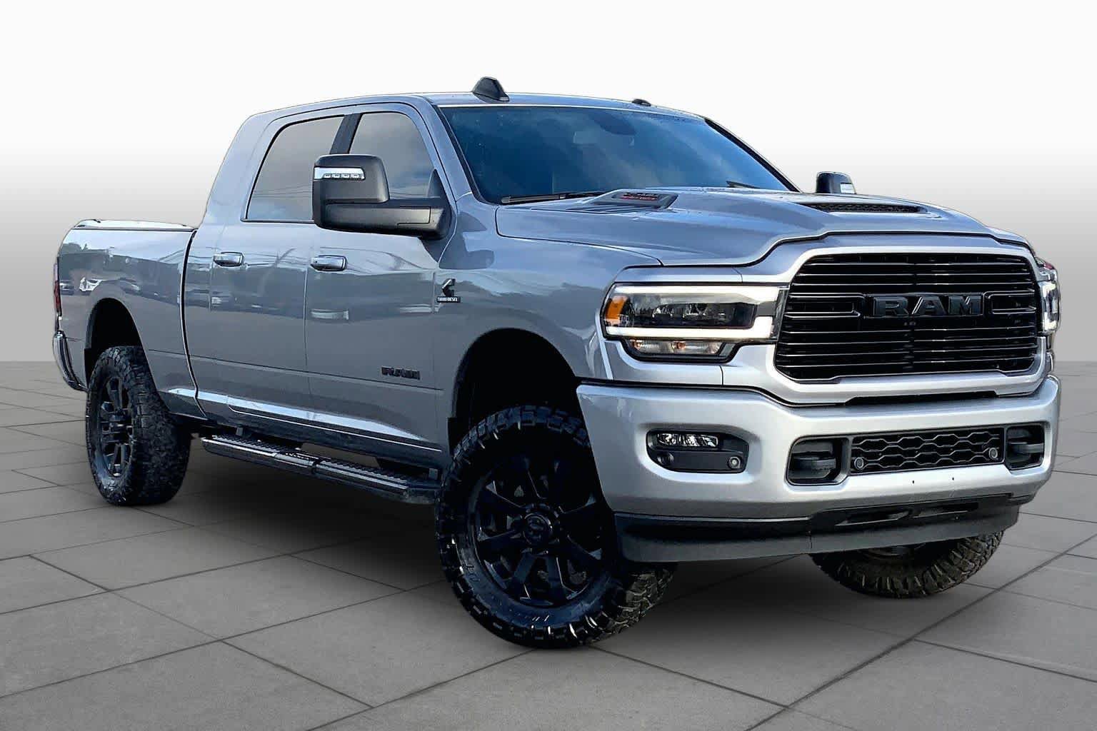 Used 2024 RAM 2500 Laramie w/ Night Edition AWD/4WD image 3