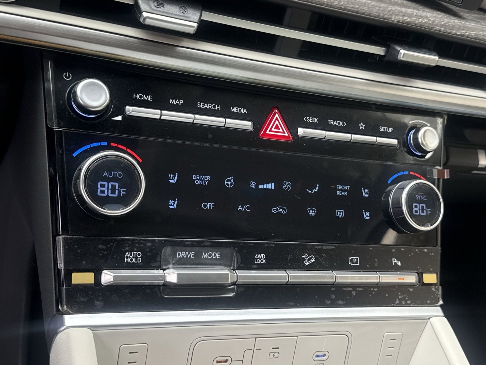 New 2026 Hyundai Santa Fe SE image 21