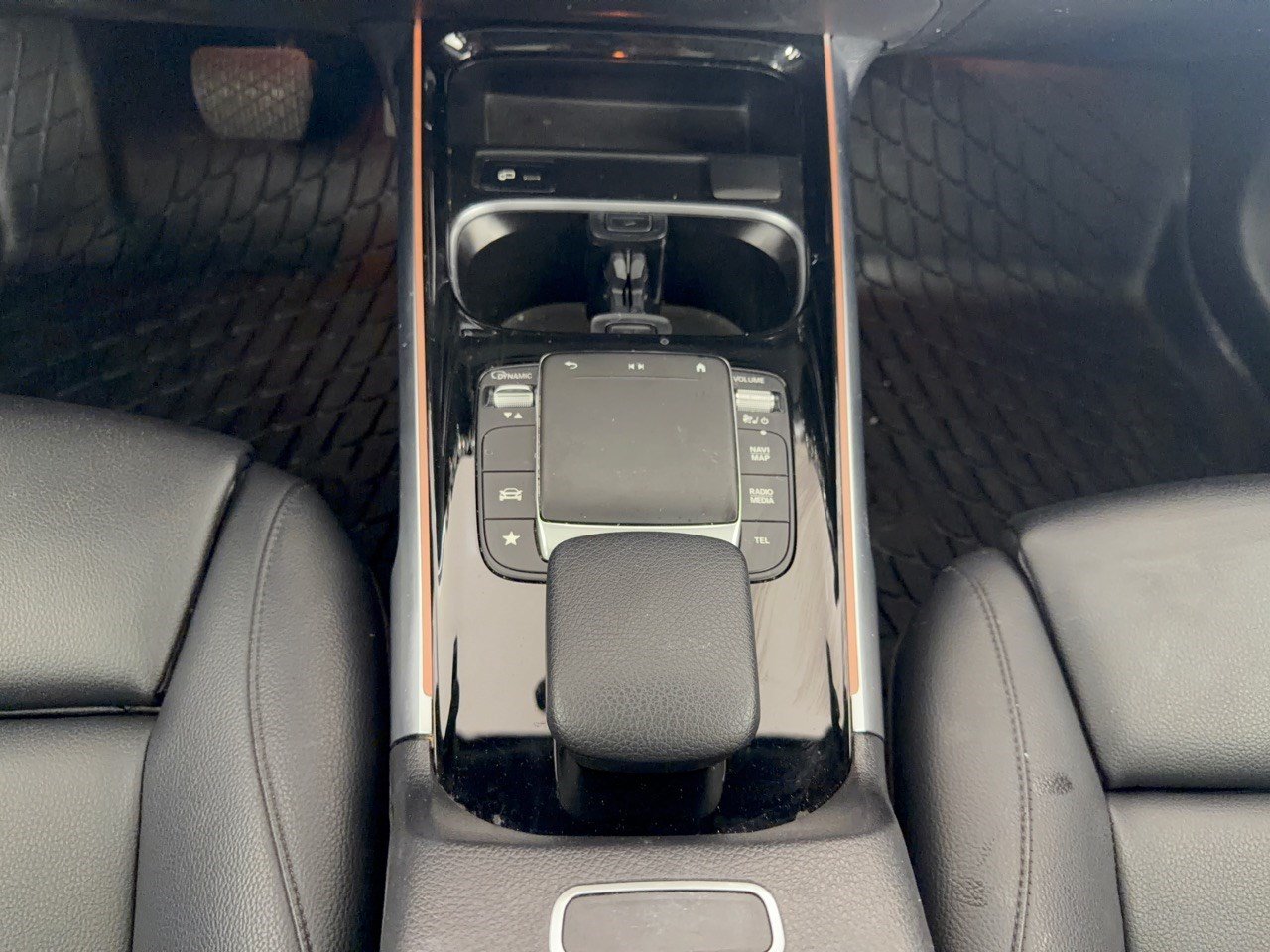 Used 2021 Mercedes-Benz GLB 250 image 21