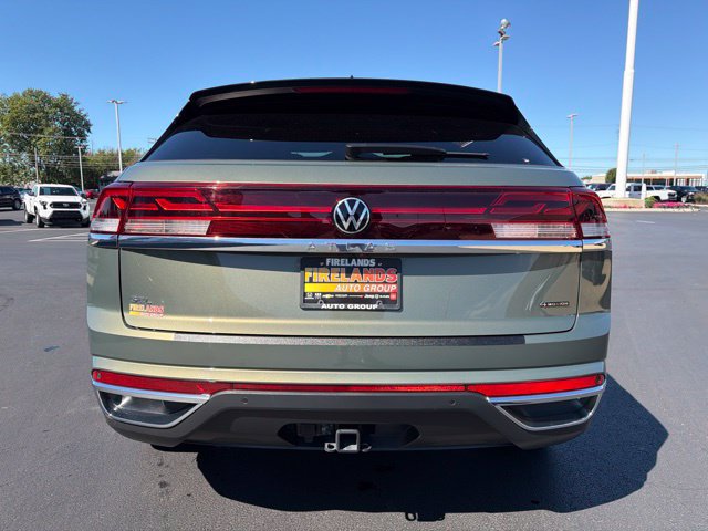 Used 2025 Volkswagen Atlas Cross Sport SEL AWD/4WD image 6
