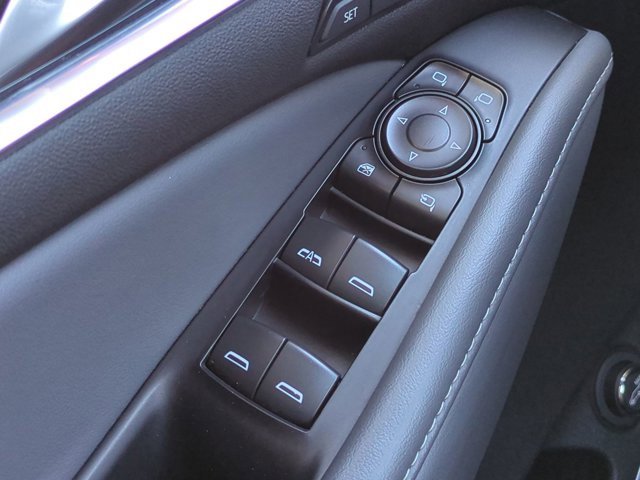 Used 2024 Buick Enclave Premium image 23