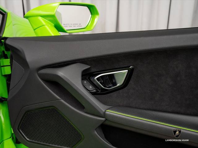 Used 2021 Lamborghini Huracan EVO RWD image 37