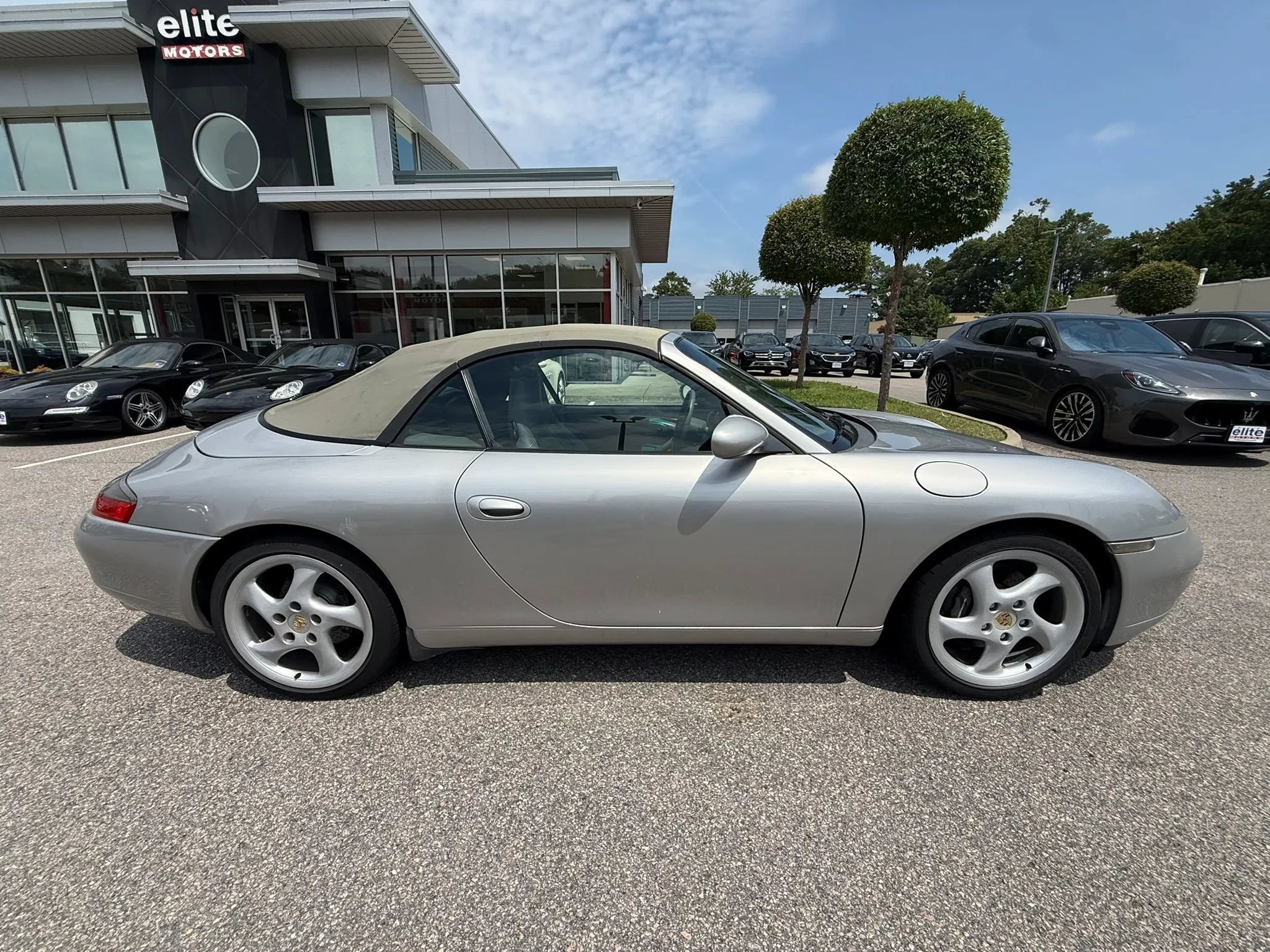 Used 1999 Porsche 911 Cabriolet image 8