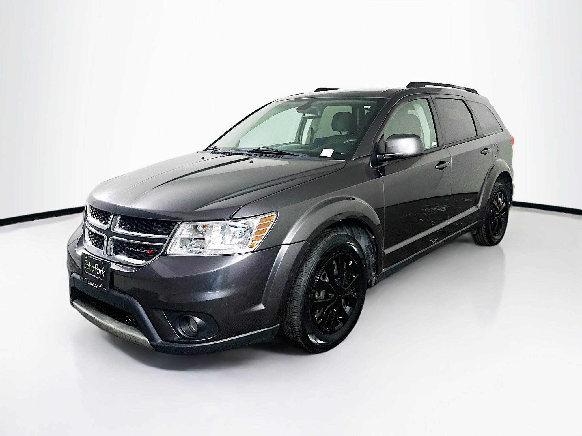 Used 2019 Dodge Journey SE image 3