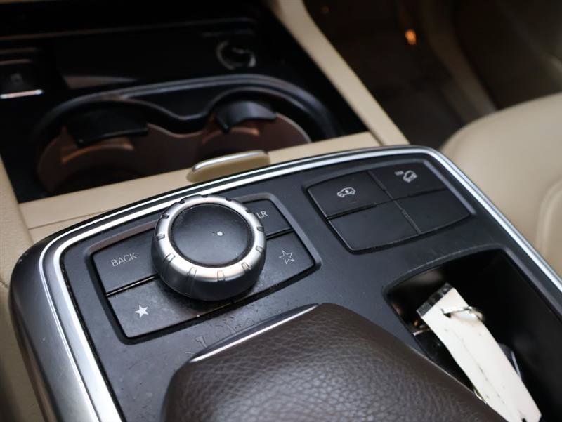 Used 2015 Mercedes-Benz GL 450 4MATIC w/ Appearance Package image 26