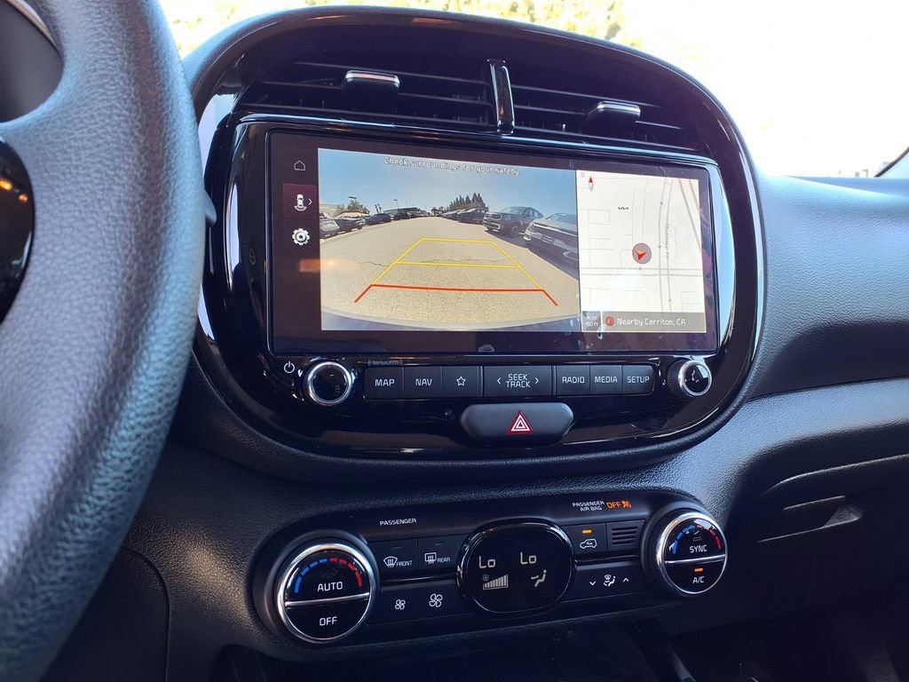 Certified 2025 Kia Soul S FWD image 17