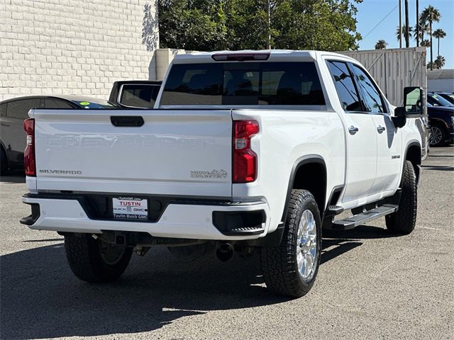 Used 2023 Chevrolet Silverado 3500 High Country image 4
