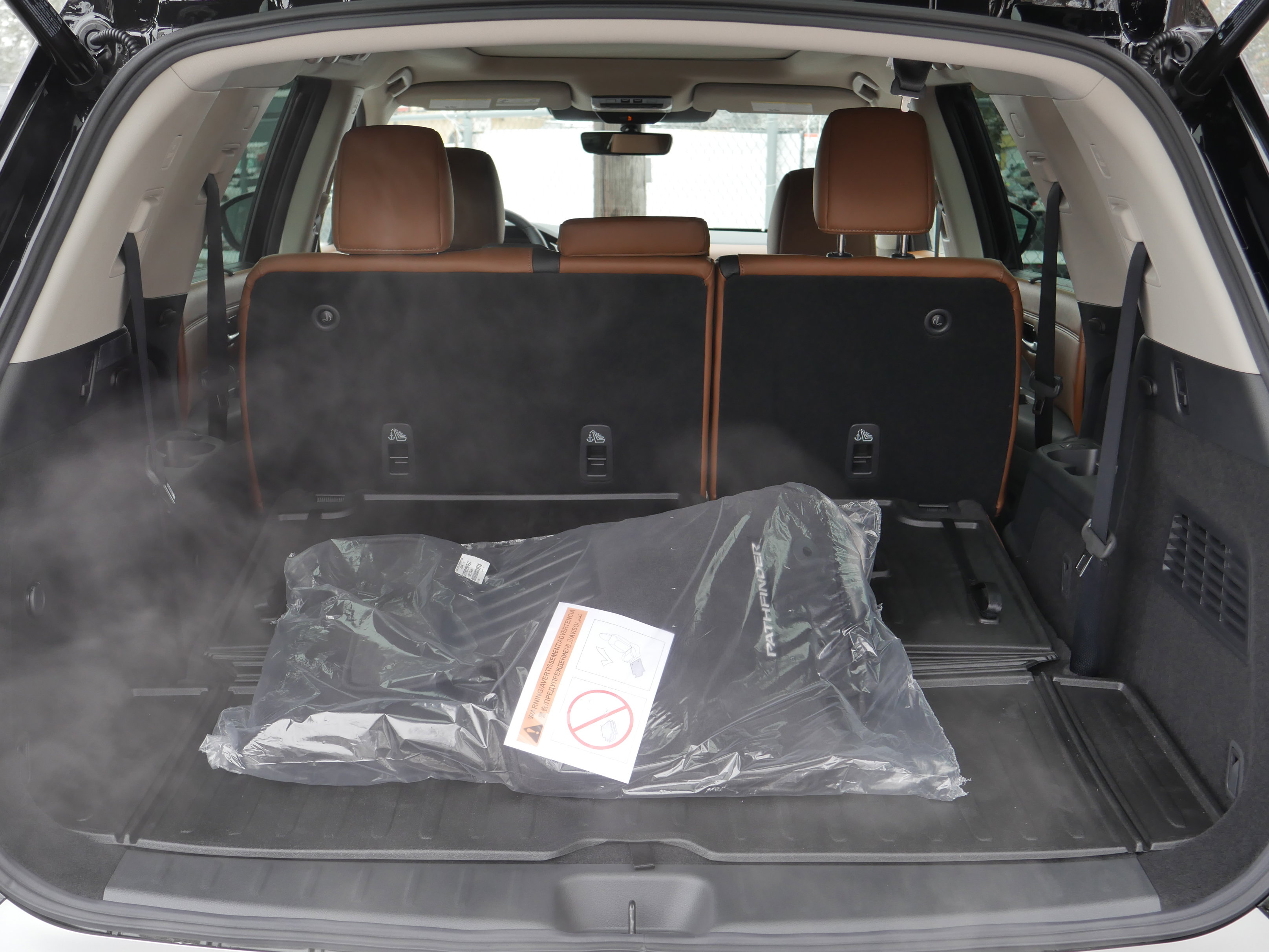Certified 2025 Nissan Pathfinder Platinum w/ Cargo Package image 26