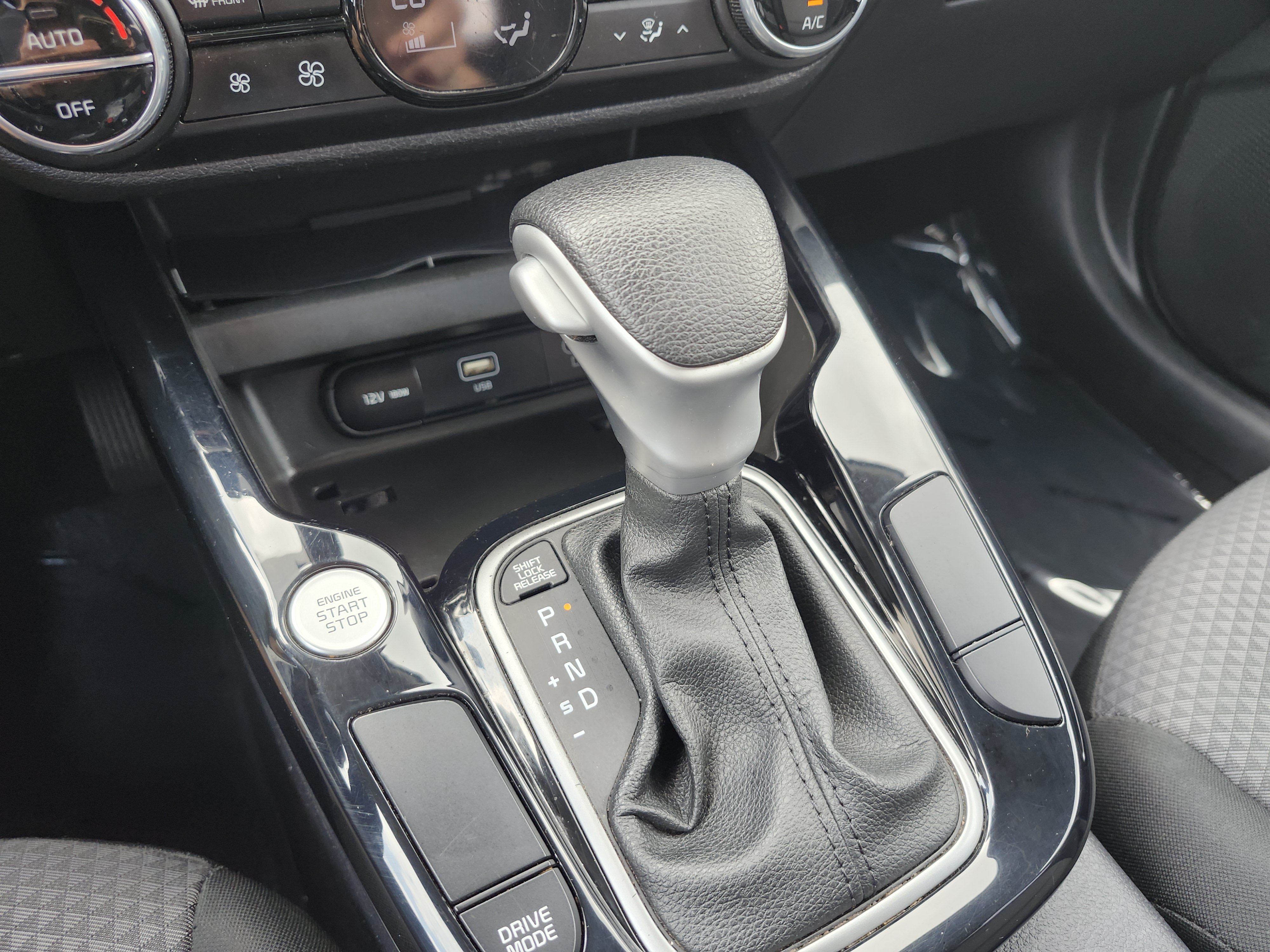 Used 2023 Kia Soul S FWD image 32