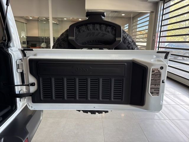 New 2025 Jeep Wrangler Willys AWD/4WD image 42