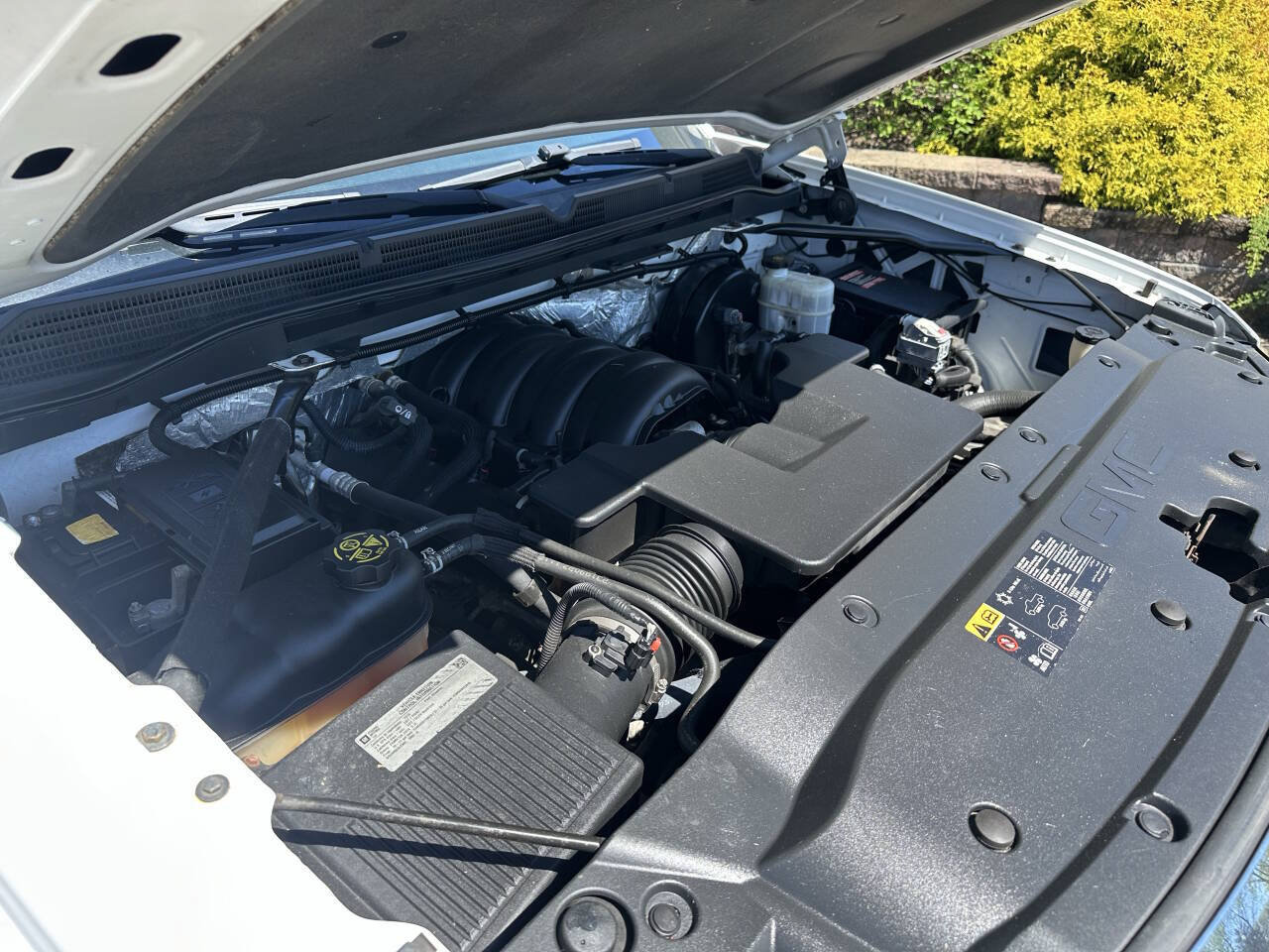 Used 2015 GMC Sierra 1500 2WD Regular Cab image 12