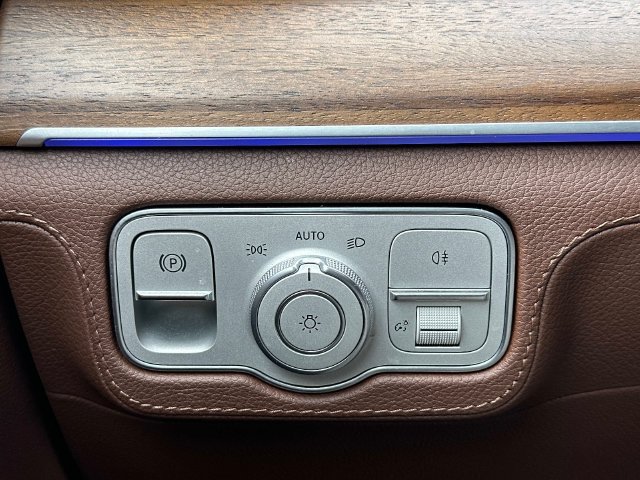 Certified 2024 Mercedes-Benz GLS 450 4MATIC image 27