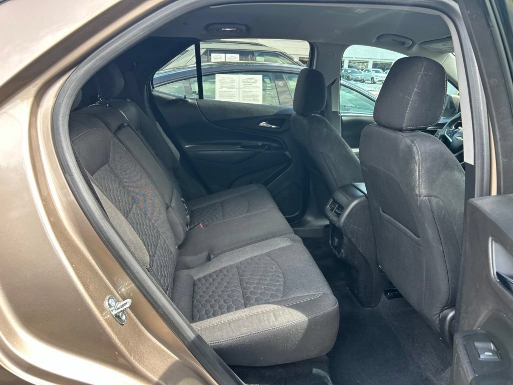 Used 2018 Chevrolet Equinox LT FWD image 43