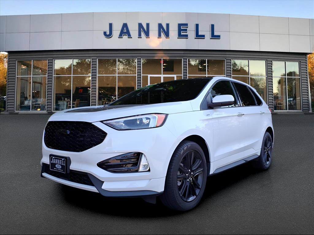 Used 2022 Ford Edge ST-Line w/ Class II Trailer Tow Package