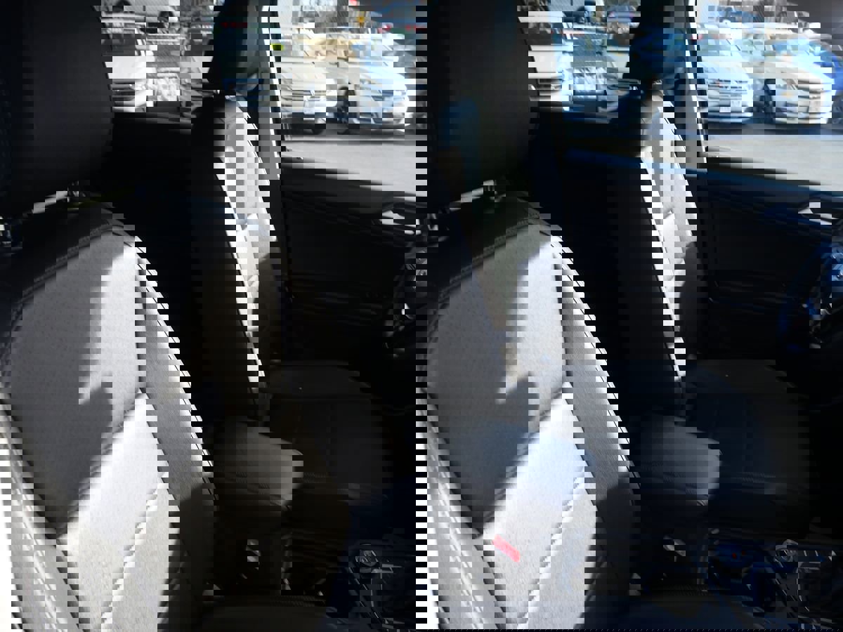 Used 2020 Volkswagen Tiguan SEL image 30