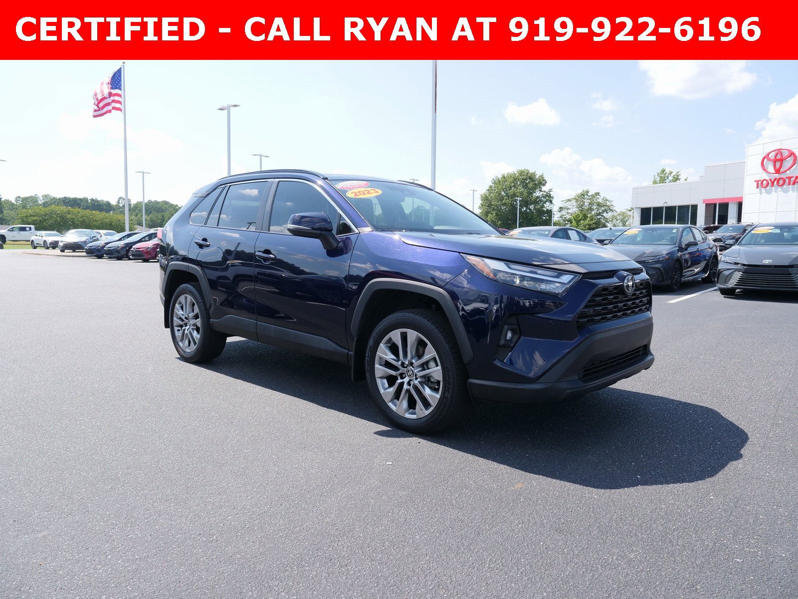 Used 2023 Toyota RAV4 XLE Premium image 2