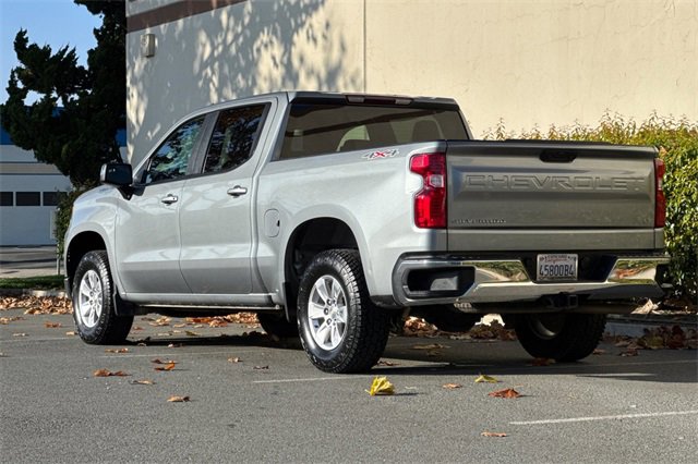 Used 2025 Chevrolet Silverado 1500 LT image 6