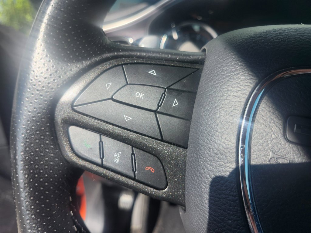 Used 2022 Dodge Challenger GT image 11