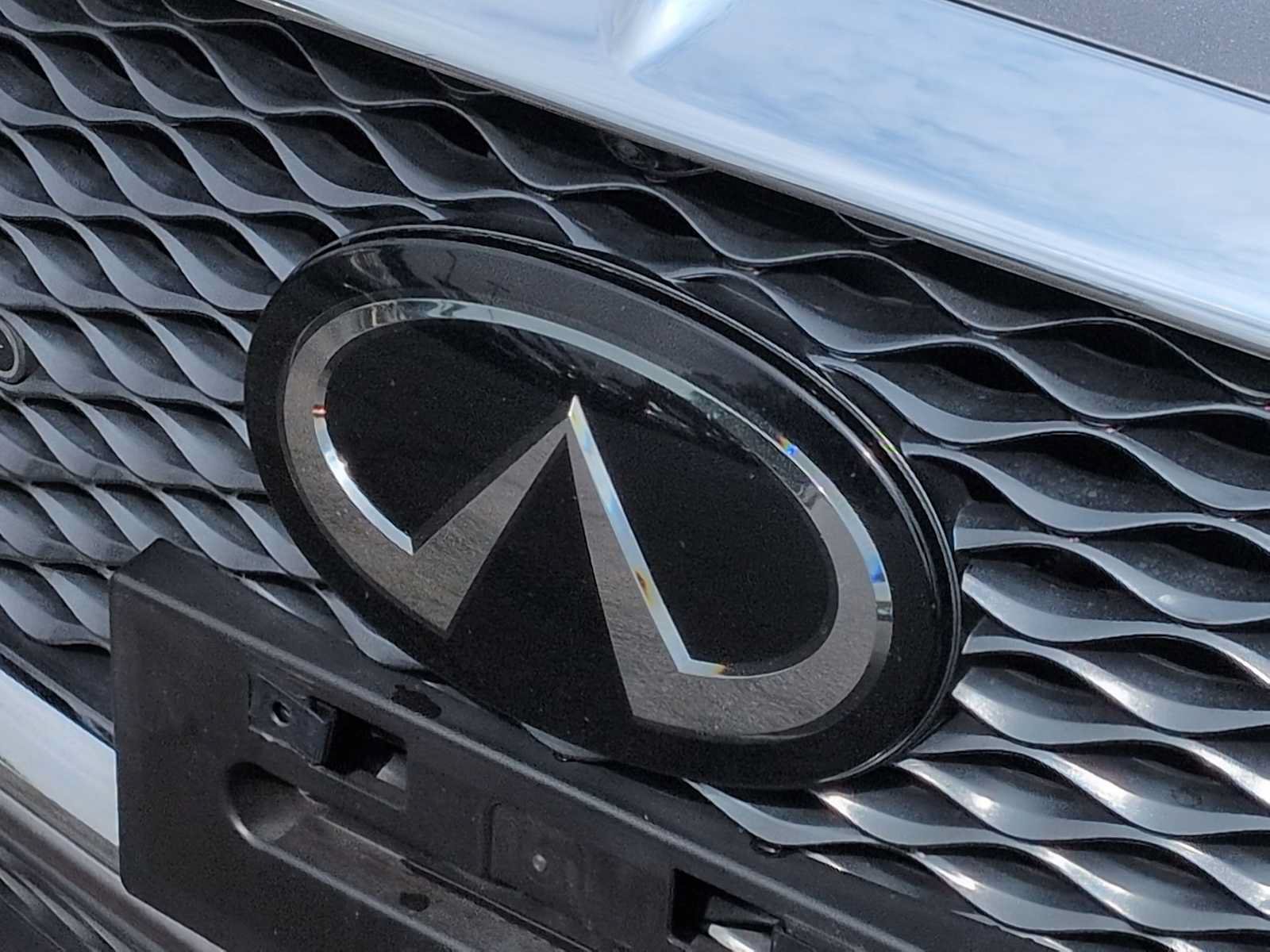Used 2022 INFINITI Q60 3.0t Luxe w/ Cargo Package AWD/4WD image 12