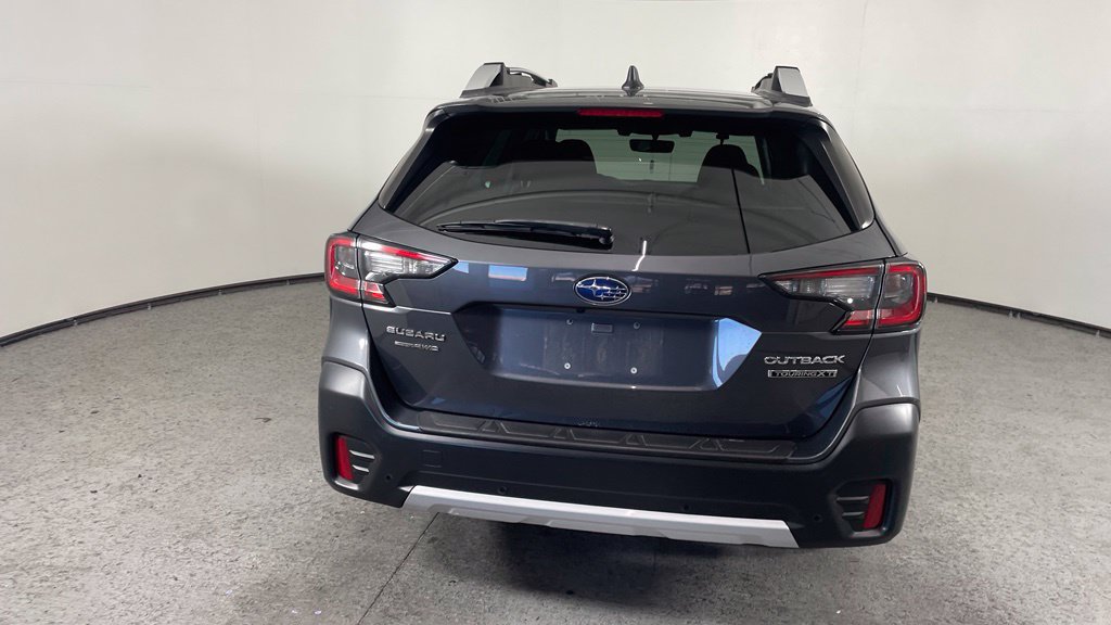 Certified 2021 Subaru Outback Touring XT AWD/4WD image 4