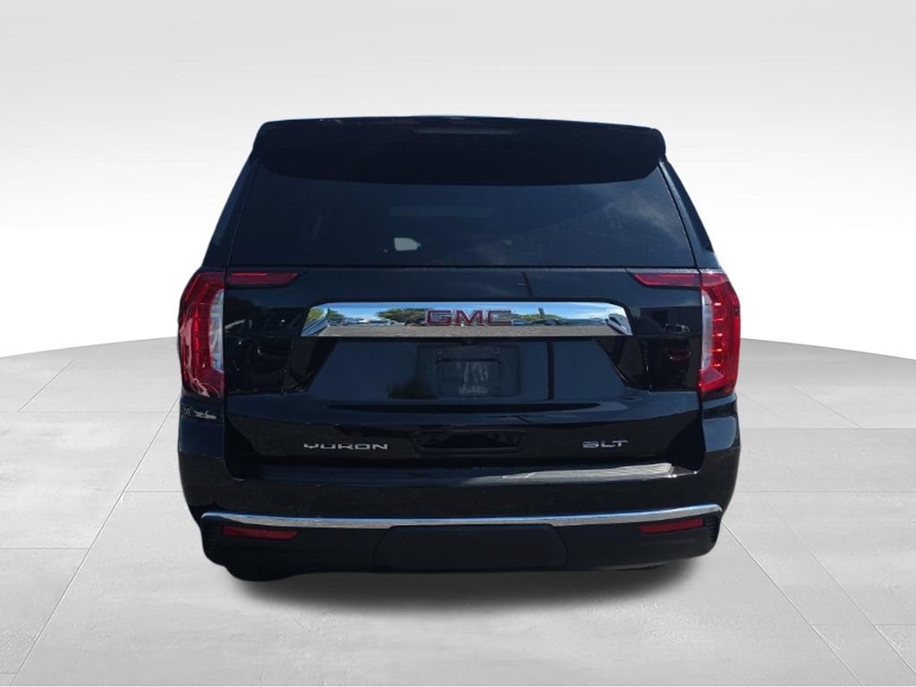 Used 2023 GMC Yukon XL SLT w/ SLT Luxury Package AWD/4WD image 4