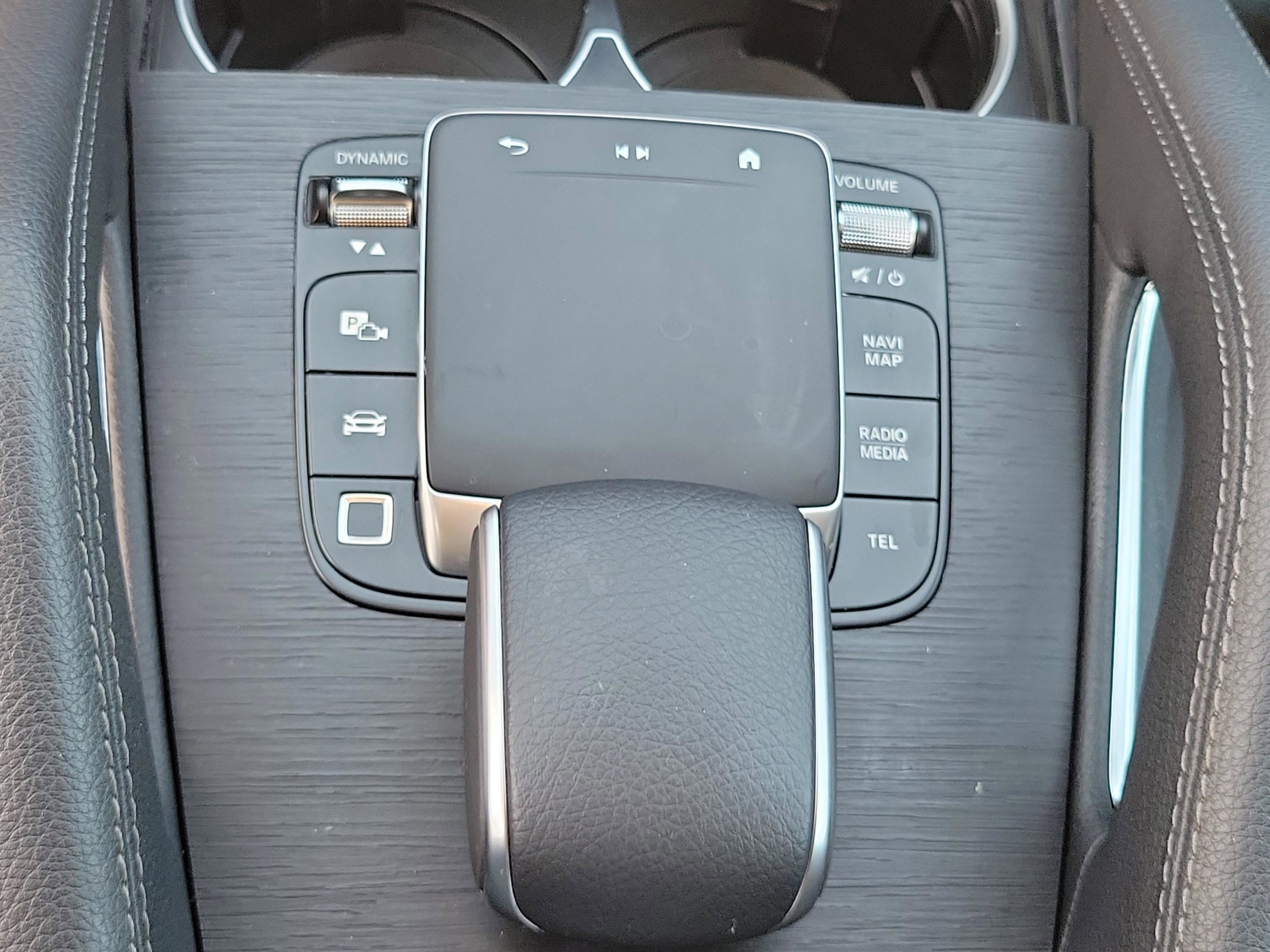 Certified 2026 Mercedes-Benz GLE 350 4MATIC image 11