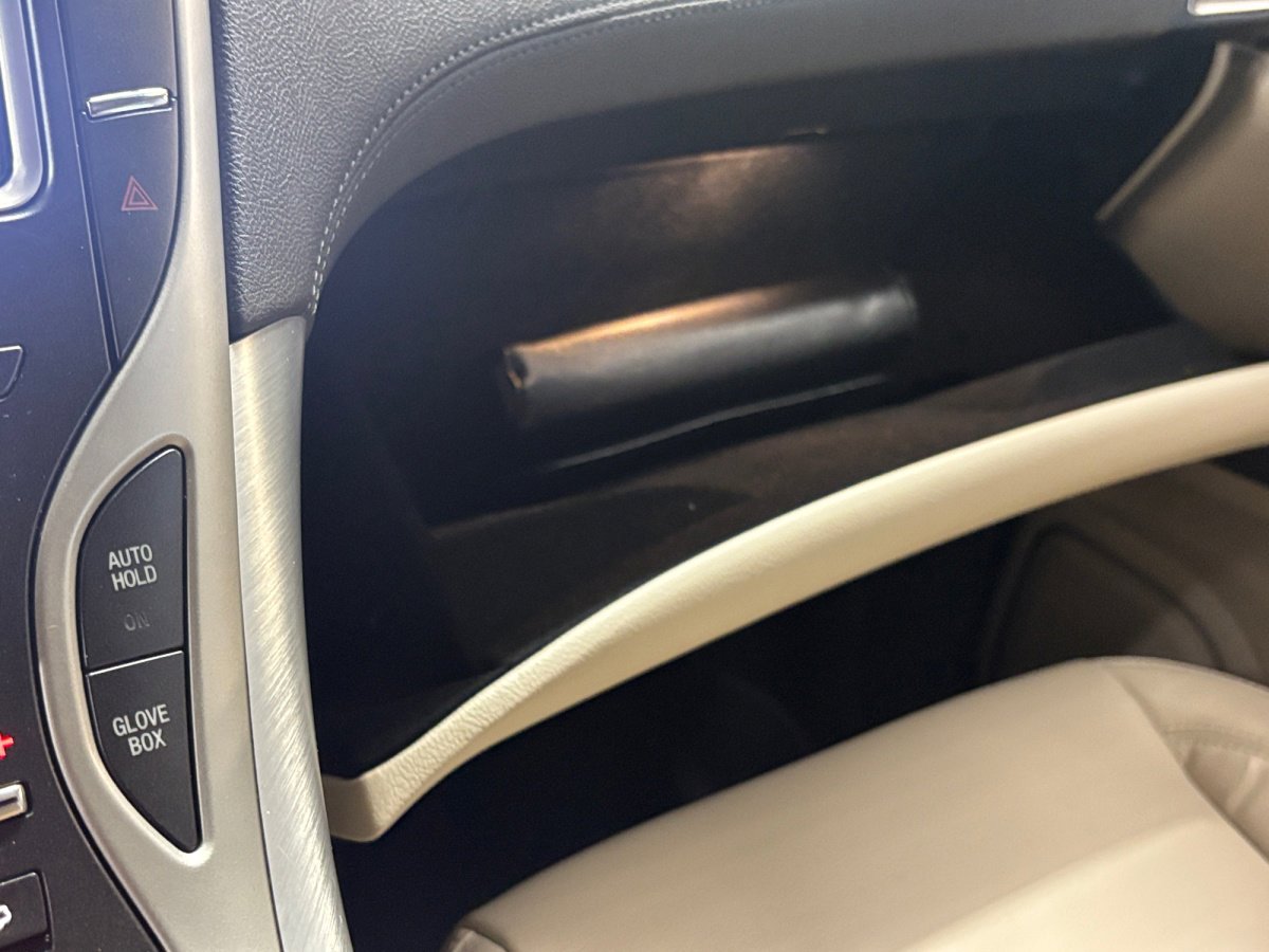 Used 2019 Lincoln Nautilus FWD image 35