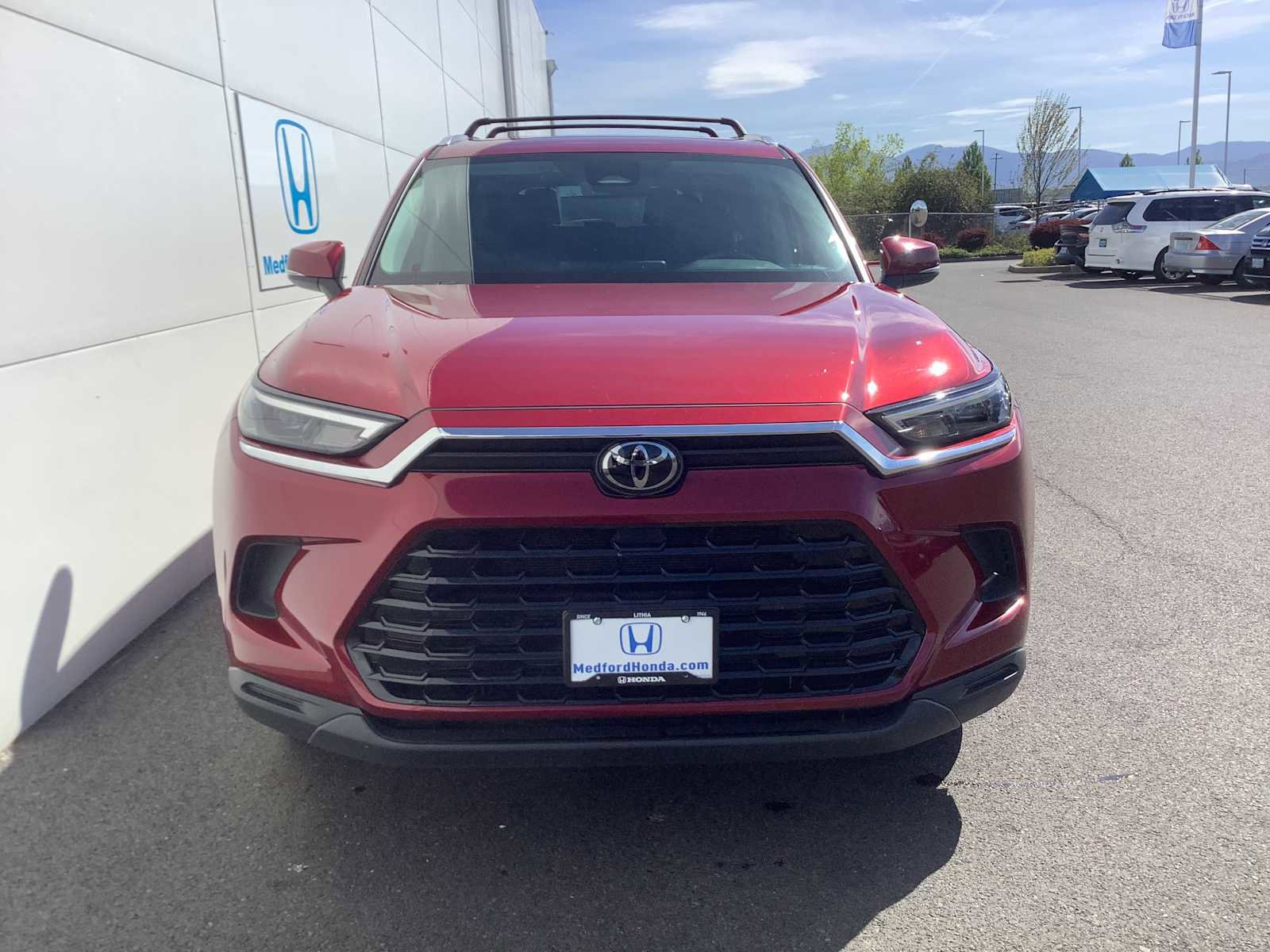 Used 2024 Toyota Grand Highlander XLE image 6