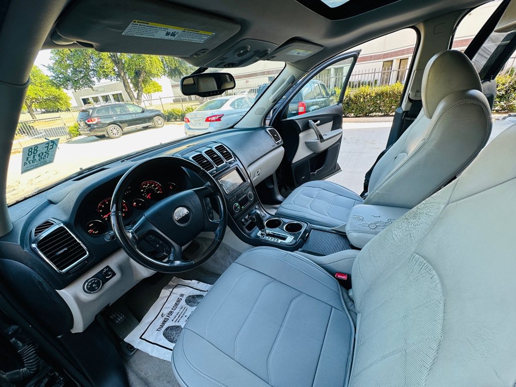 Used 2011 GMC Acadia Denali FWD image 12