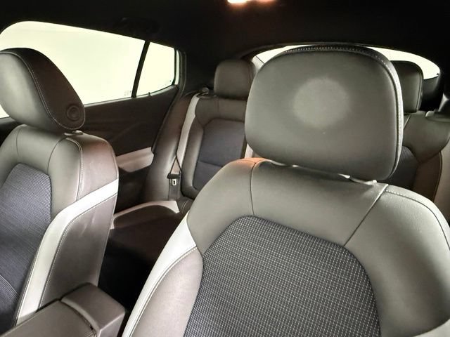 Used 2024 Buick Envista Preferred w/ Convenience I Package FWD image 32